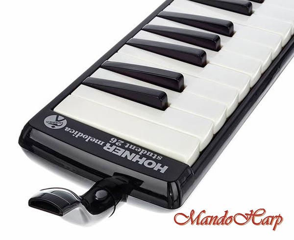 MandoHarp - Hohner Melodica - 94261-5 Student 26 Soprano